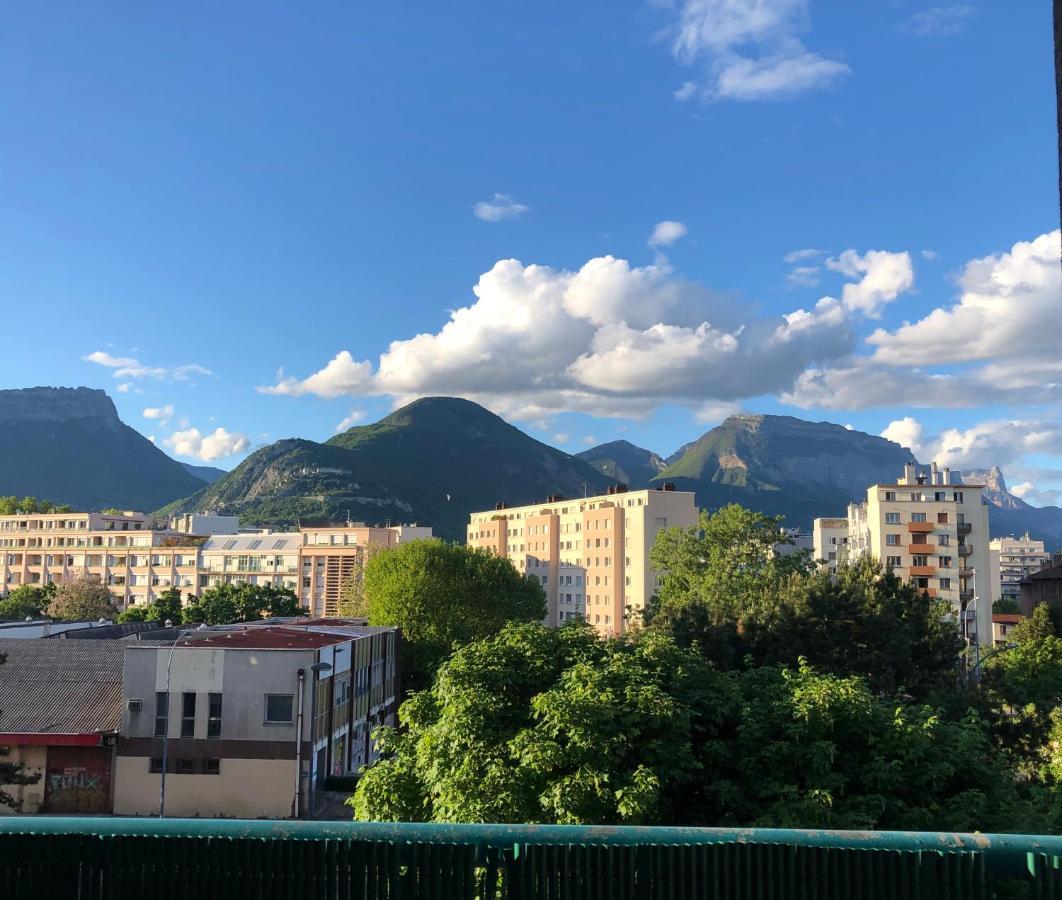 Апартаменты Logement Entier Grenoble Avec Vue Sur La Bastille Экстерьер фото